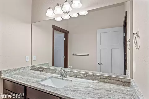 Bath - 4452 E Davin Dr, Post Falls, ID 83854 photo 1 of 5