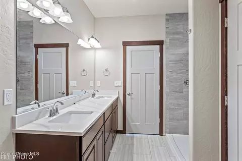 Bath - 4452 E Davin Dr, Post Falls, ID 83854 photo 4 of 5