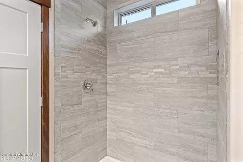 Bath - 4452 E Davin Dr, Post Falls, ID 83854 photo 3 of 5