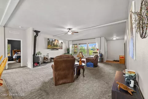 Living - 9219 E Son Shine Way, Athol, ID 83801 photo 1 of 2