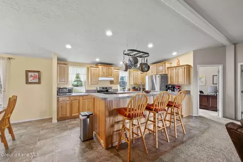 Kitchen - 9219 E Son Shine Way, Athol, ID 83801 photo 1 of 6