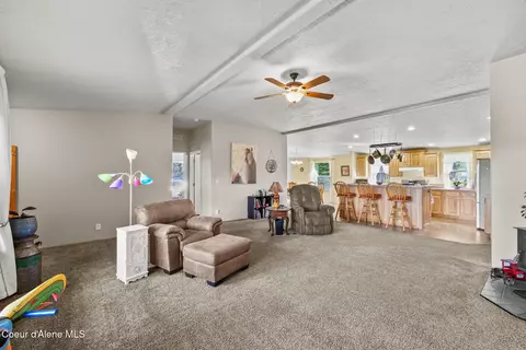 Living - 9219 E Son Shine Way, Athol, ID 83801 photo 2 of 2