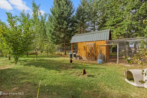 Exterior - 9219 E Son Shine Way, Athol, ID 83801 photo 12 of 13
