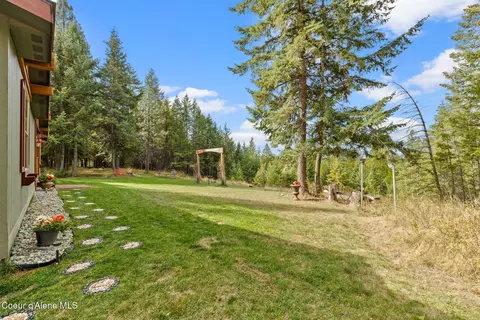 Exterior - 9219 E Son Shine Way, Athol, ID 83801 photo 7 of 13