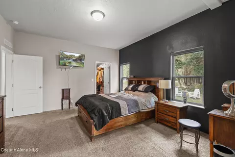 Bedroom - 9219 E Son Shine Way, Athol, ID 83801 photo 3 of 6