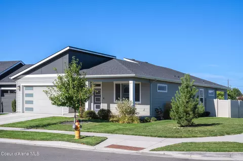 Exterior - 1067 E Percival Ave, Post Falls, ID 83854 photo 2 of 12