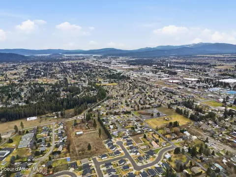 858 E Maple Pl, Hayden, ID 83835 photo 49