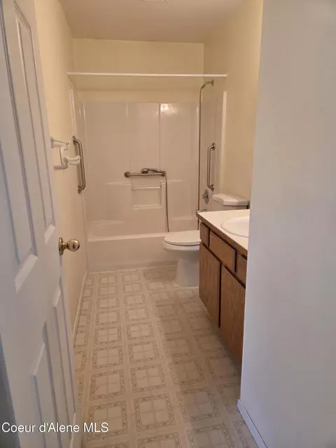 Bath - 302 W 12th Ave, Post Falls, ID 83854 photo 1 of 3