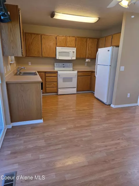 Kitchen - 302 W 12th Ave, Post Falls, ID 83854 photo 2 of 2