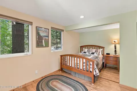 Bedroom - 1013 Mountain View Dr, Sandpoint, ID 83864 photo 1 of 12