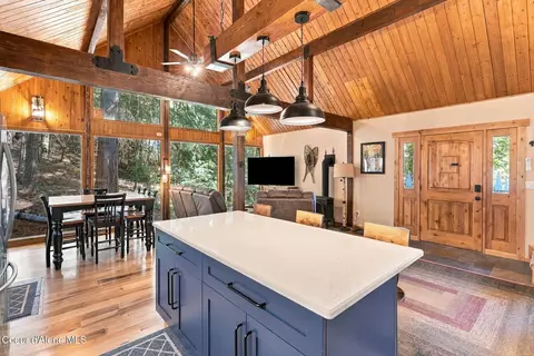 Other - 1013 Mountain View Dr, Sandpoint, ID 83864 photo 17 of 21