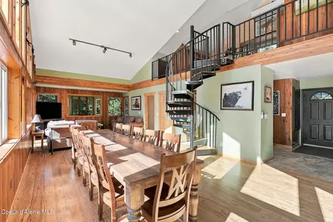 Dining - 1013 Mountain View Dr, Sandpoint, ID 83864 photo 1 of 3