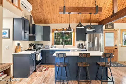 Kitchen - 1013 Mountain View Dr, Sandpoint, ID 83864 photo 11 of 11