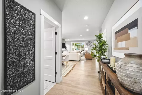 Entry Way - 3925 N Shelburne Loop, Post Falls, ID 83854 photo 2 of 5