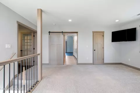 Entry Way - 405 Slaveck, Dover, ID 83825 photo 3 of 3