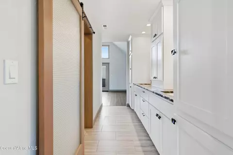 Entry Way - 405 Slaveck, Dover, ID 83825 photo 1 of 3