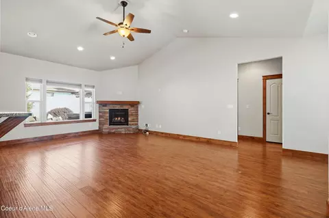 Living - 3302 W Magistrate Loop, Hayden, ID 83835 photo 2 of 4