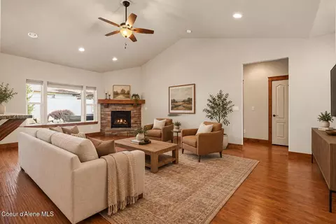 Living - 3302 W Magistrate Loop, Hayden, ID 83835 photo 4 of 5