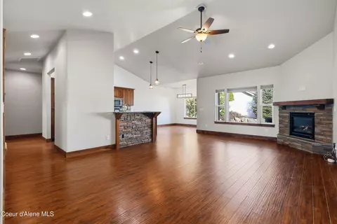 Living - 3302 W Magistrate Loop, Hayden, ID 83835 photo 1 of 4