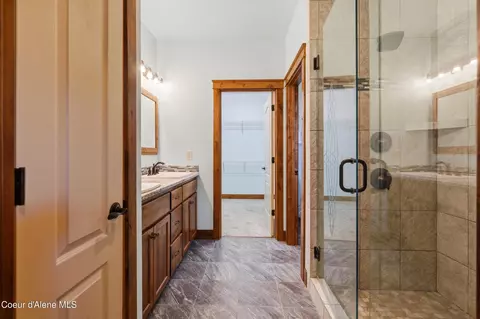 Bath - 3302 W Magistrate Loop, Hayden, ID 83835 photo 1 of 4