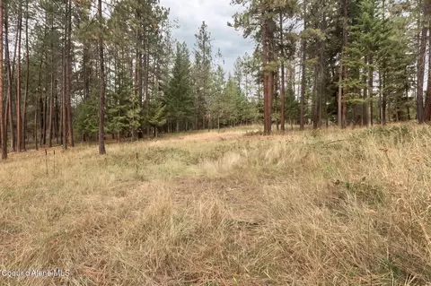 Canterbury Ct, Moyie Springs, ID 83845