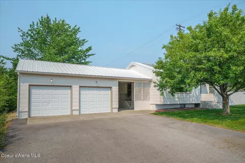 Exterior - 711 E Mullan Ave, Post Falls, ID 83854 photo 11 of 15