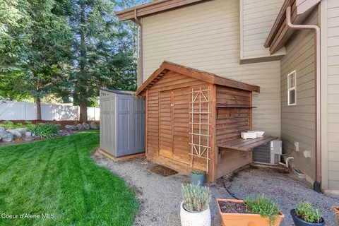 Exterior - 673 E Arena Loop, Hayden, ID 83835 photo 13 of 14