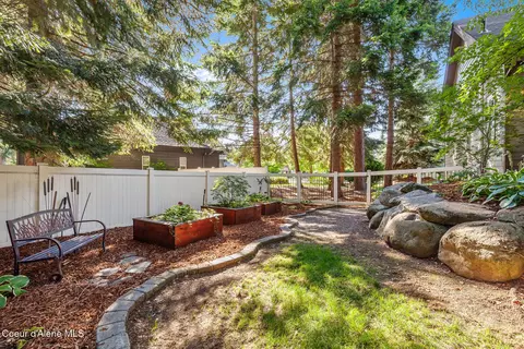 Exterior - 673 E Arena Loop, Hayden, ID 83835 photo 7 of 14