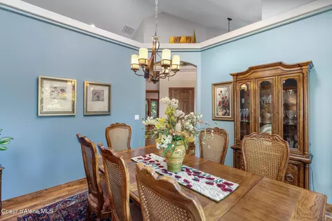 Dining - 673 E Arena Loop, Hayden, ID 83835 photo 3 of 3