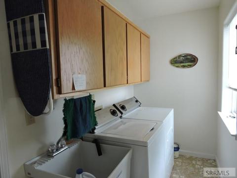 8 Larter Way, Mackay, ID 83251 photo 8