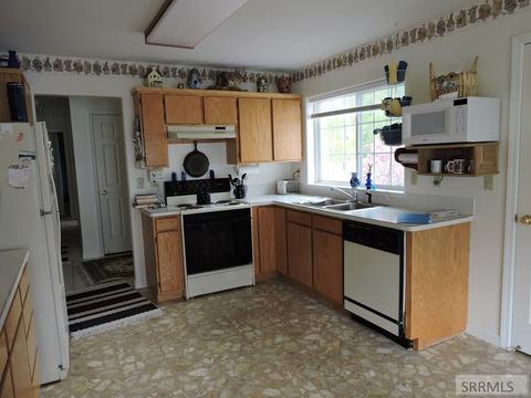 8 Larter Way, Mackay, ID 83251 photo 5