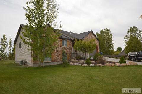 693 E 950 N, Shelley, ID 83274 photo 1