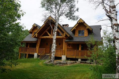 1541 E Rim Loop Rd, Ashton, ID 83420 photo 1