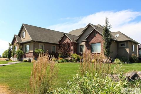 567 E 5th S, Rexburg, ID 83440 photo 1