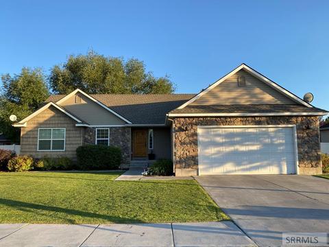 661 Johnson Ave, Rexburg, ID 83440 photo 1
