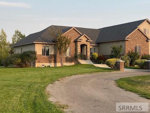 76 N Cambridge Dr, Rigby, ID 83442 photo 1