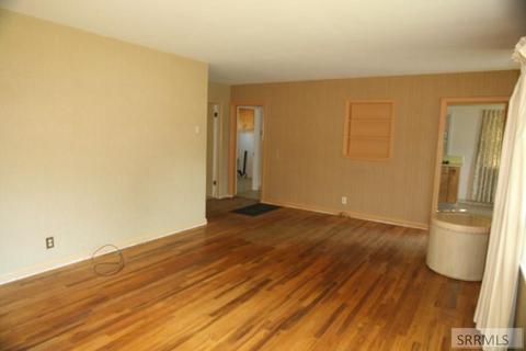 301 S 3rd St, Challis, ID 83226 photo 11