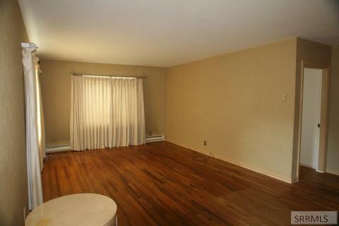 301 S 3rd St, Challis, ID 83226 photo 7