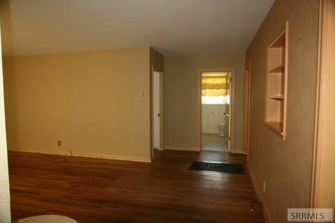 301 S 3rd St, Challis, ID 83226 photo 10