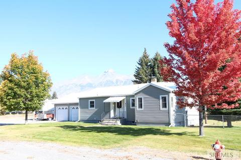 411 Spruce Ave, Mackay, ID 83251 photo 1