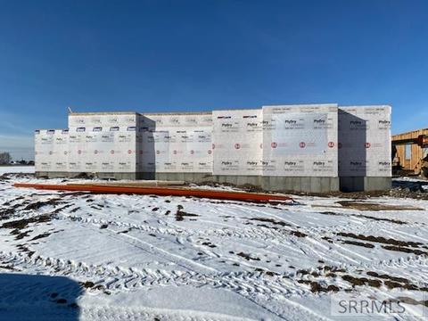910 N 900 E, Shelley, ID 83274 photo 1