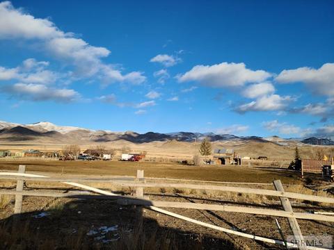 545 Skyline Dr, Challis, ID 83226 photo 1