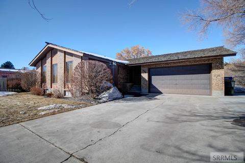 111 E 2nd N, Rexburg, ID 83440 photo 1
