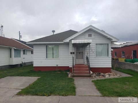 120 Webster Ave, Rexburg, ID 83440 photo 1