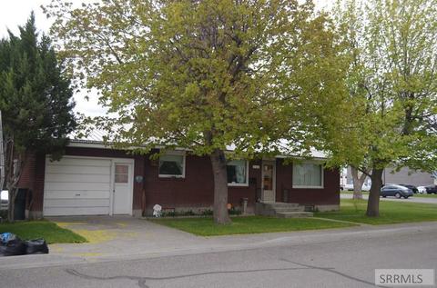 200 Bennett Ave, Rigby, ID 83442 photo 1
