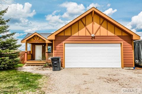 455 E Opal Ave, Driggs, ID 83422 photo 1