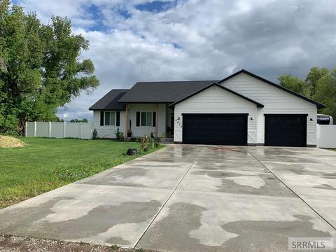 4474 E 400 N, Rigby, ID 83442 photo 1