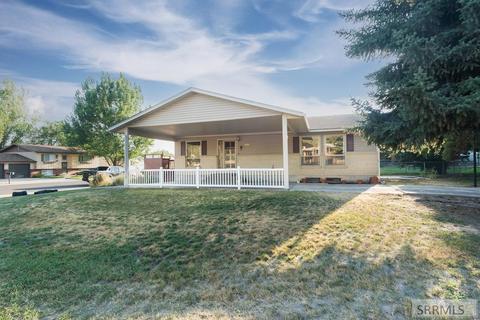 2323 Darrell Loop, Pocatello, ID 83201 photo 1