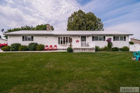 545 Maple Leaf Cir, Ashton, ID 83420 photo 1
