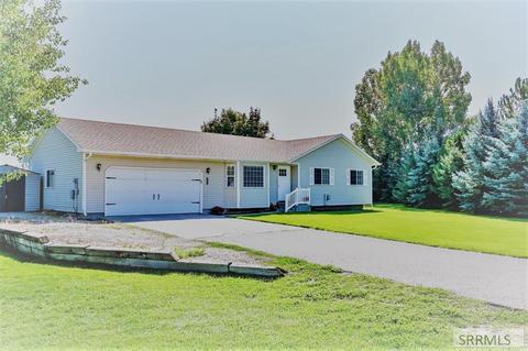 194 N 3990 E, Rigby, ID 83442 photo 1